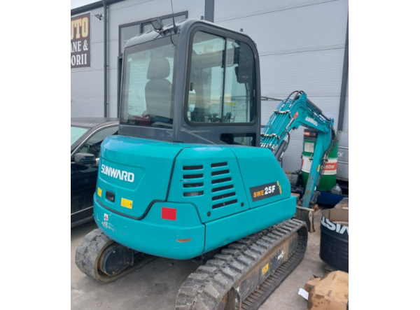 Miniexcavator SUNWARD SWE 25F de vanzare